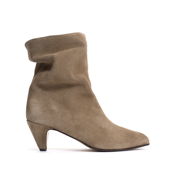 Anonymous Vully 50 Stiletto Calf Suede Mushroom