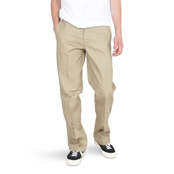 Dickies bukser - Klassisk og cool workwear inspireret bukser, fede modeller som : 874 , Skateboarding, Double Knee og flere andre farver. Findes til junior og voksen er på siden.