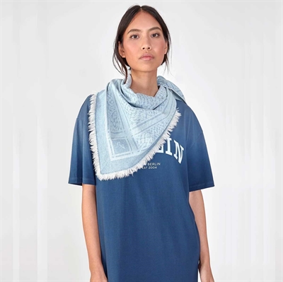 Lala Berling Triangle Scarf Toni Denim Light Blue